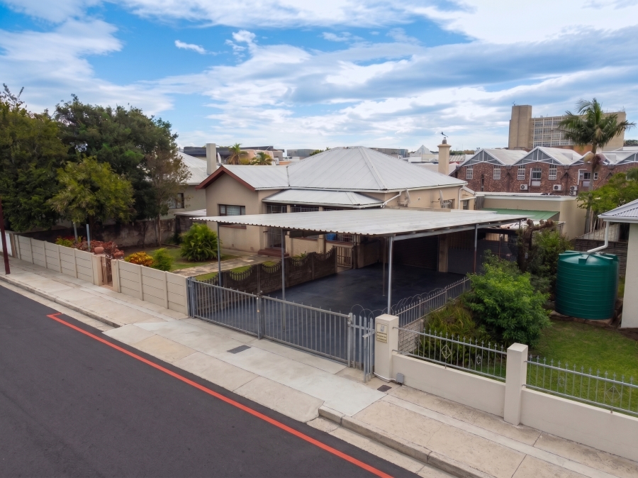 3 Bedroom Property for Sale in Berea Eastern Cape